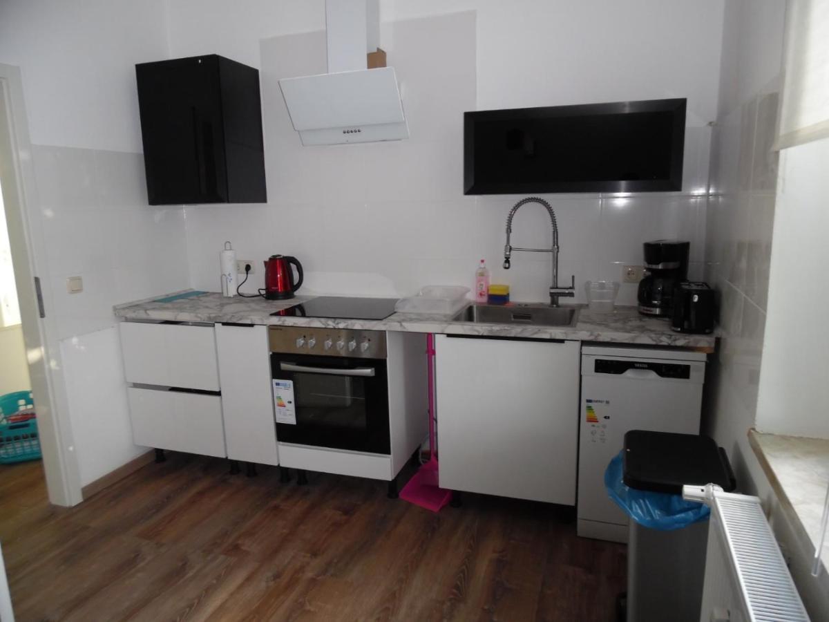 Gaestewohnung Mit Kueche Magdeburg An Der Elbe Bagian luar foto