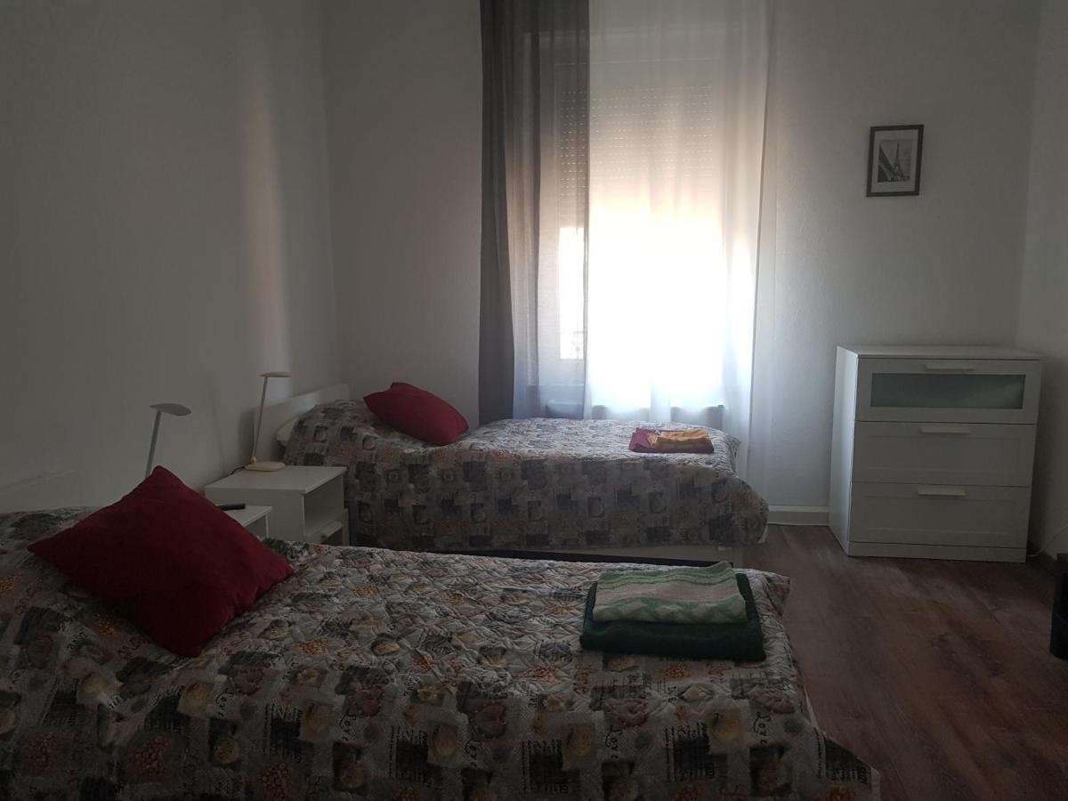 Gaestewohnung Mit Kueche Magdeburg An Der Elbe Bagian luar foto